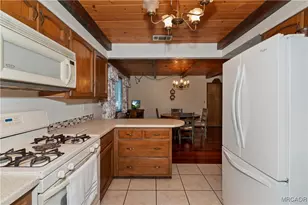 30580 Live Oak Dr, Running Springs, CA 92382 - Photo 15