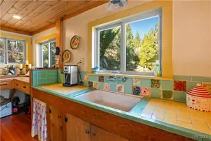 305 N Shore Dr, Fawnskin, CA 92333 - Photo 21