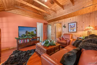 305 North Shore Drive, Fawnskin, CA 92333 - Photo 11