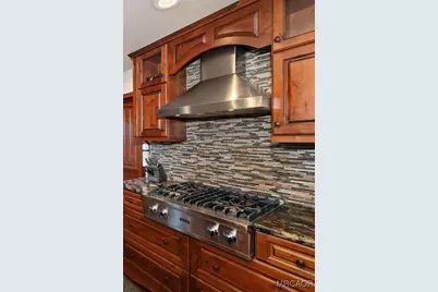 26621 Thunderbird Drive, Lake Arrowhead, CA 92391 - Photo 19