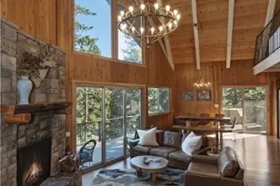 26621 Thunderbird Dr, Lake Arrowhead, CA 92391 - Photo 11