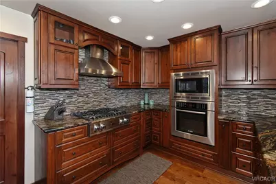 26621 Thunderbird Drive, Lake Arrowhead, CA 92391 - Photo 19