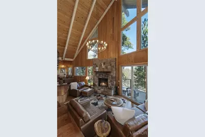 26621 Thunderbird Drive, Lake Arrowhead, CA 92391 - Photo 9