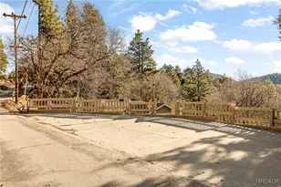 31967 Pine Cone Dr, Running Springs, CA 92382 - Photo 39