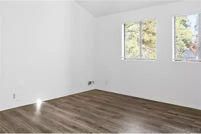 27657 Peninsula #110 Drive, Lake Arrowhead, CA 92352 - Photo 19