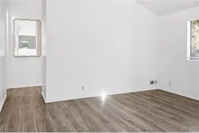 27657 Peninsula #110 Drive, Lake Arrowhead, CA 92352 - Photo 21