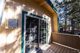 326 E Country Club Blvd, Big Bear City, CA 92314 - Photo 31