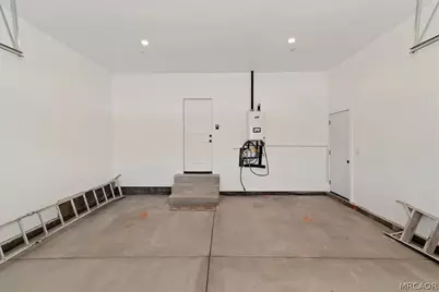 304 San Anselmo Drive, Big Bear City, CA 92314 - Photo 37