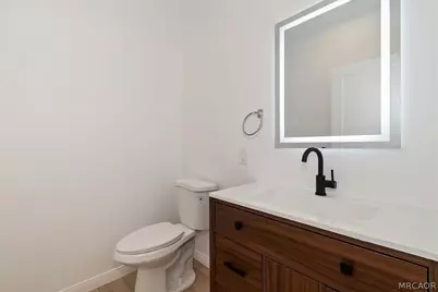 304 San Anselmo Drive, Big Bear City, CA 92314 - Photo 35