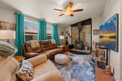 45935 Parkway Drive, Big Bear City, CA 92314 - Photo 17