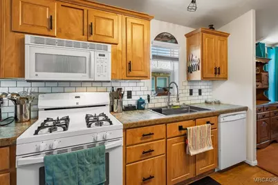 45935 Parkway Drive, Big Bear City, CA 92314 - Photo 11