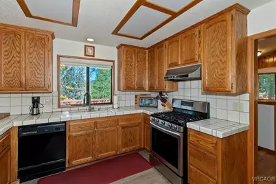 42748 Haupstrasse Drive, Big Bear City, CA 92315 - Photo 11