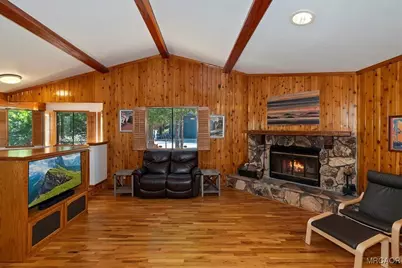 42748 Haupstrasse Drive, Big Bear City, CA 92315 - Photo 5