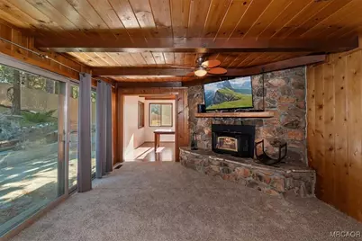 383 Catalina Road, Big Bear Lake, CA 92315 - Photo 3