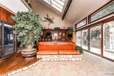 293 Fairway Drive, Lake Arrowhead, CA 92352 - Photo 17