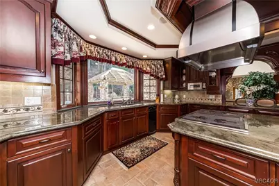 293 Fairway Drive, Lake Arrowhead, CA 92352 - Photo 13