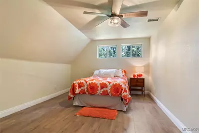 901 Ca-173 Highway, Lake Arrowhead, CA 92352 - Photo 17