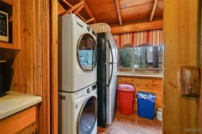 42950 Encino Road, Big Bear Lake, CA 92315 - Photo 17