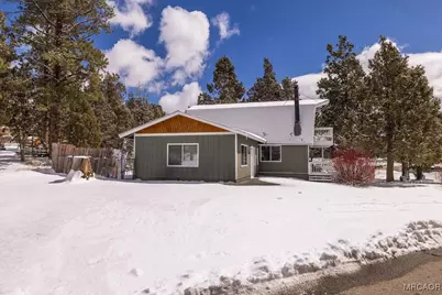 1000 Eagle Mountain Drive, Big Bear City, CA 92314 - Photo 33