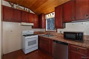 245 Vista Ln, Sugarloaf, CA 92386 - Photo 17