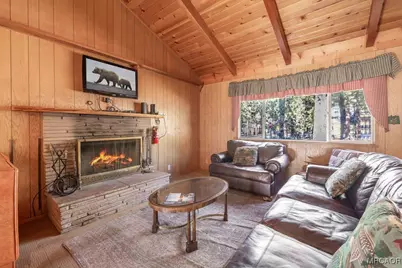 1040 W Rainbow Boulevard, Big Bear City, CA 92314 - Photo 13