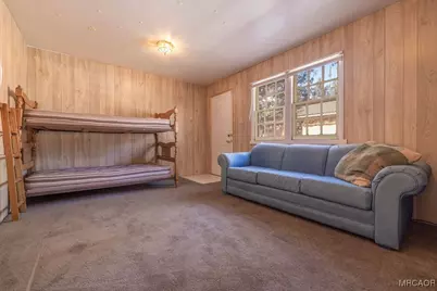 1040 W Rainbow Boulevard, Big Bear City, CA 92314 - Photo 27