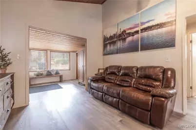 42581 Willow Avenue, Big Bear Lake, CA 92315 - Photo 5