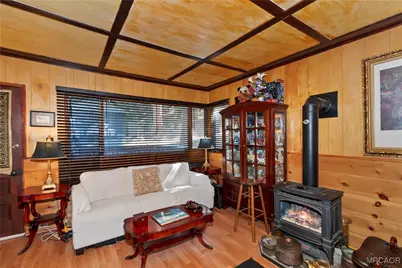 25118 Moon Drive, Crestline, CA 92325 - Photo 5