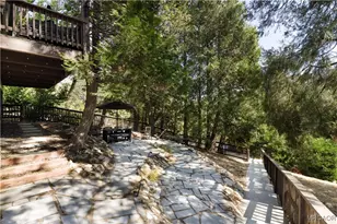 24571 Geneva Dr, Crestline, CA 92325 - Photo 29