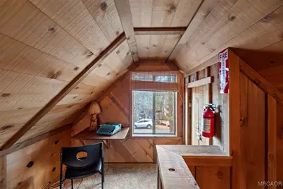 742 Wabash Lane, Sugarloaf, CA 92386 - Photo 17