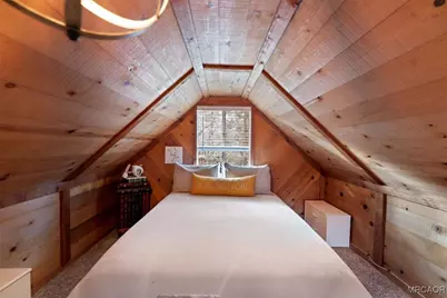 742 Wabash Lane, Sugarloaf, CA 92386 - Photo 15