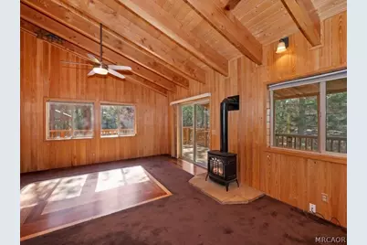 581 Highland Lane, Sugarloaf, CA 92386 - Photo 17