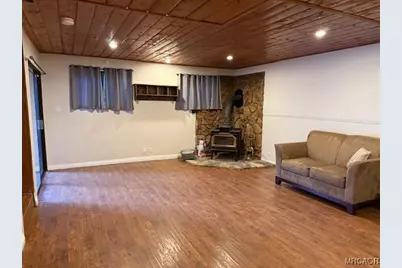 615 Ash Drive, Green Valley Lake, CA 92341 - Photo 19