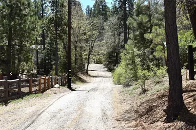 812 Ford Lane, Big Bear Lake, CA 92315 - Photo 15