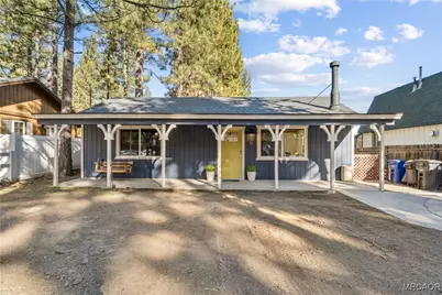 937 E Fairway Boulevard, Big Bear City, CA 92314 - Photo 1