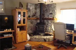 230 Vista Ave, Sugarloaf, CA 92386 - Photo 7