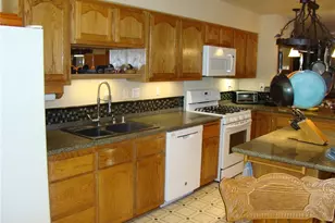 230 Vista Ave, Sugarloaf, CA 92386 - Photo 11