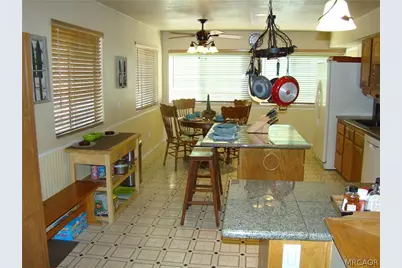 230 Vista Avenue, Sugarloaf, CA 92386 - Photo 13