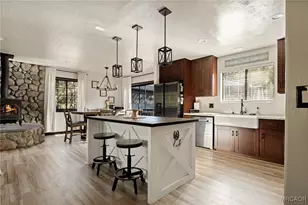 2512 State Ln, Big Bear City, CA 92314 - Photo 5