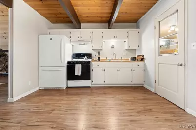 2090 10th Lane, Big Bear City, CA 92314 - Photo 17