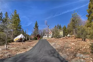 39676 Oakglen Rd, Fawnskin, CA 92333 - Photo 35