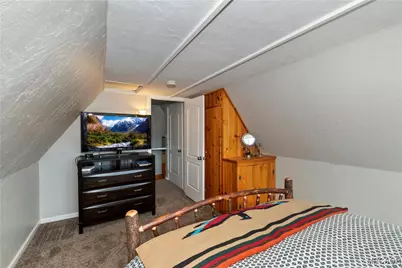 39676 Oakglen Road, Fawnskin, CA 92333 - Photo 21
