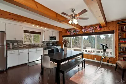 39676 Oakglen Road, Fawnskin, CA 92333 - Photo 9