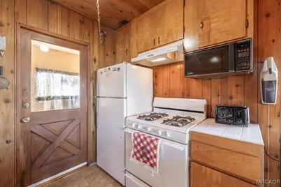 533 Villa Grove Avenue, Big Bear City, CA 92314 - Photo 3