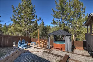 44408 Valley View Ln, Sugarloaf, CA 92386 - Photo 31