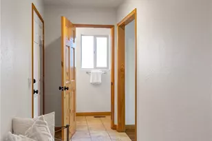 615 Temple Ln, Big Bear Lake, CA 92315 - Photo 17