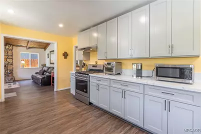 42966 Moonridge Road, Big Bear Lake, CA 92315 - Photo 21