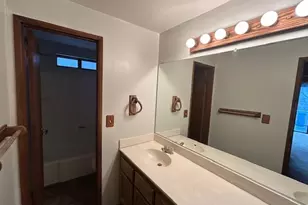 560 Talmadge Rd, Big Bear Lake, CA 92315 - Photo 13