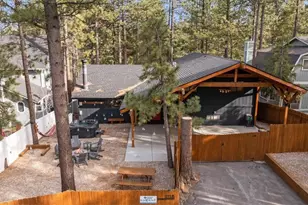 1118 Elmwood Pl, Big Bear City, CA 92314 - Photo 3