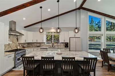 610 Blue Jay Road, Big Bear Lake, CA 92315 - Photo 21